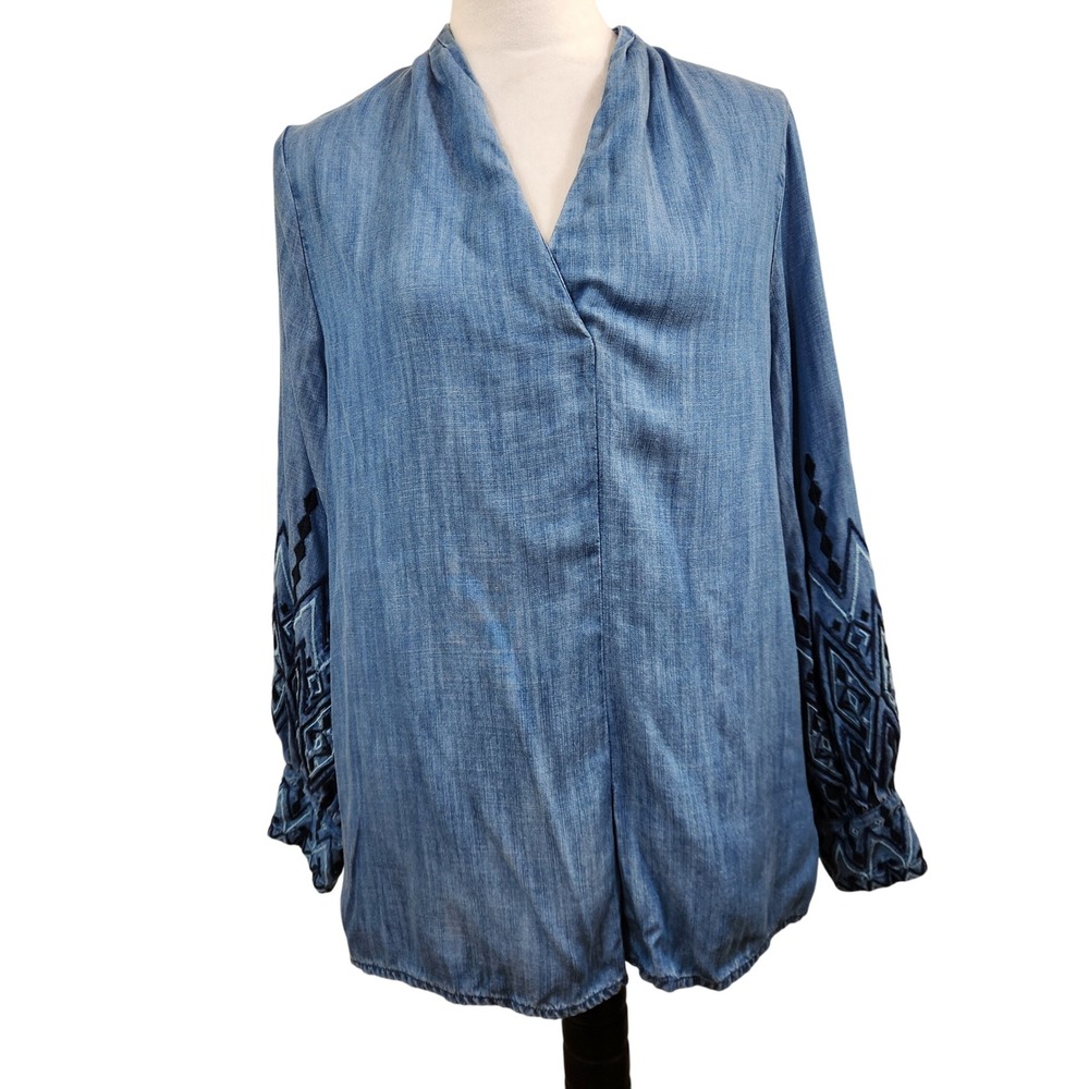 Chico's 1‎ Womens Medium Denim  Blouse Blue Embroidered Sleeve Boho Western Too